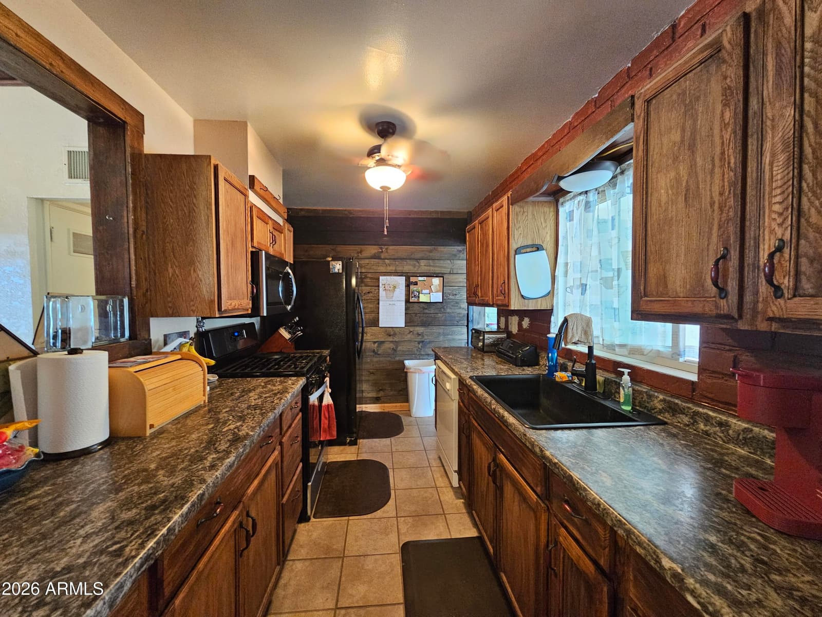 150 W AVENIDA DE LA LOMA, Tombstone, AZ 85638 — photo 10 of 23