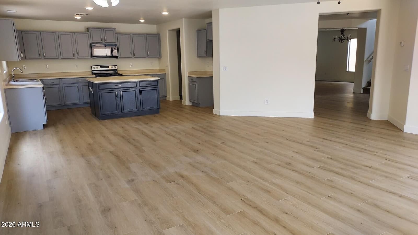 1206 W CENTRAL Avenue, Coolidge, AZ 85128 — photo 4 of 17