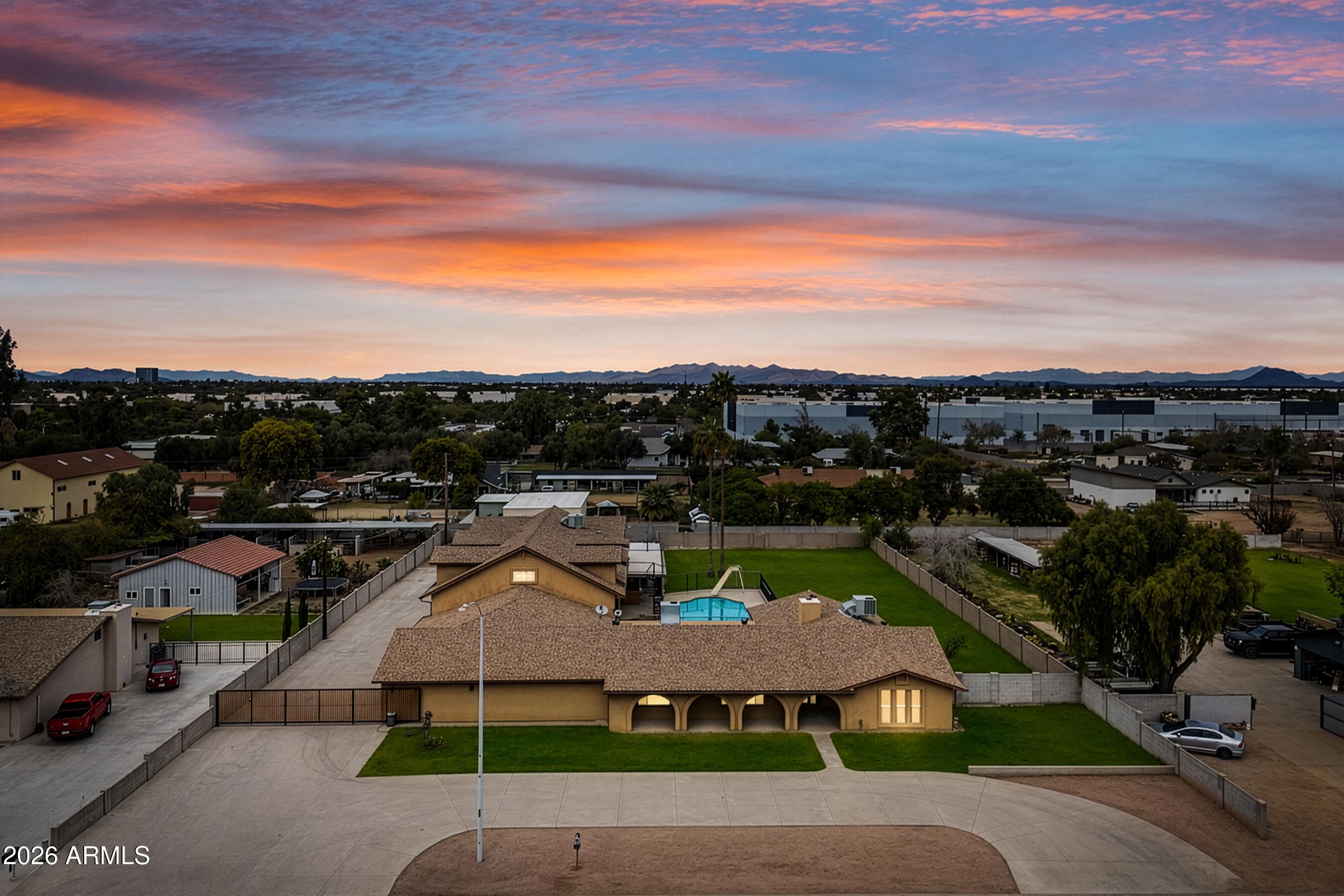 322 E Redfield Road, Chandler, AZ 85225