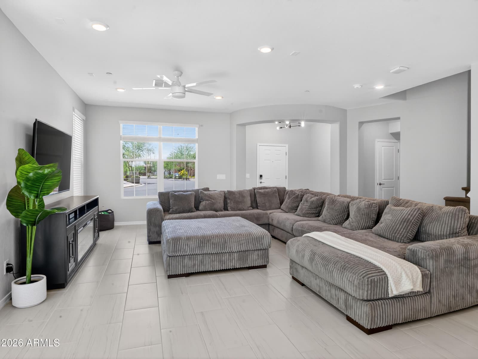 12343 W Domino Drive, Peoria, AZ 85383 — photo 5 of 35