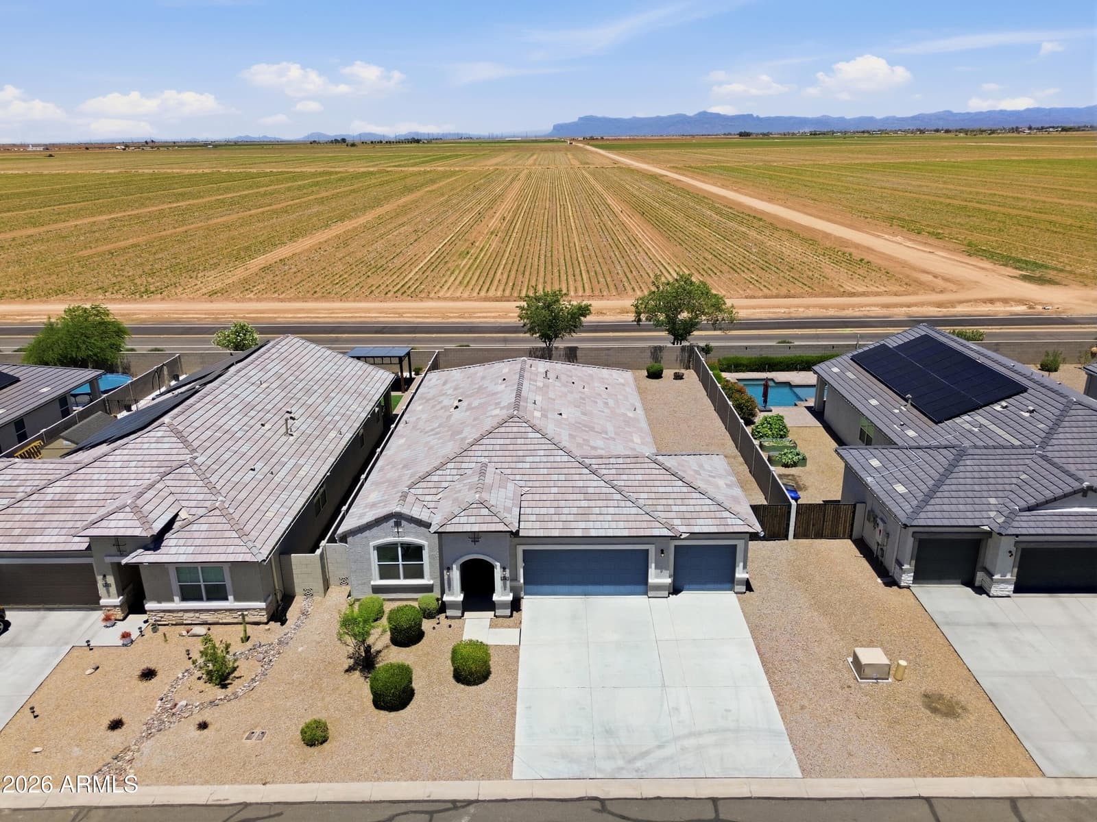 9370 E GRAPEFRUIT Drive, Florence, AZ 85132 — photo 1 of 36