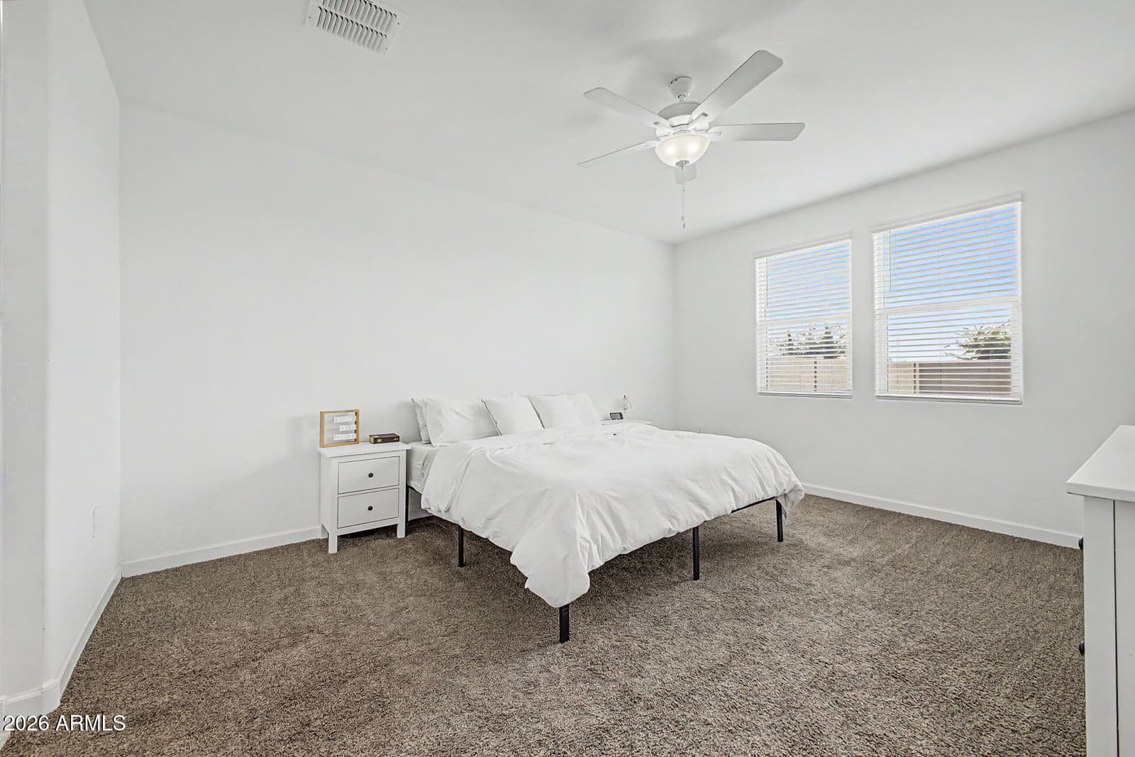 2703 W SEAVER Avenue, Apache Junction, AZ 85120 — photo 14 of 39