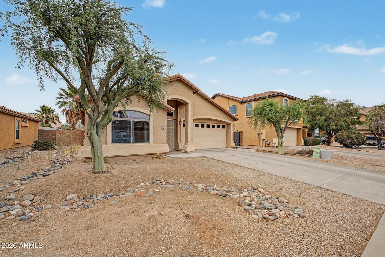 642 W MESQUITE TREE Lane, San Tan Valley, AZ 85143 — photo 2 of 20