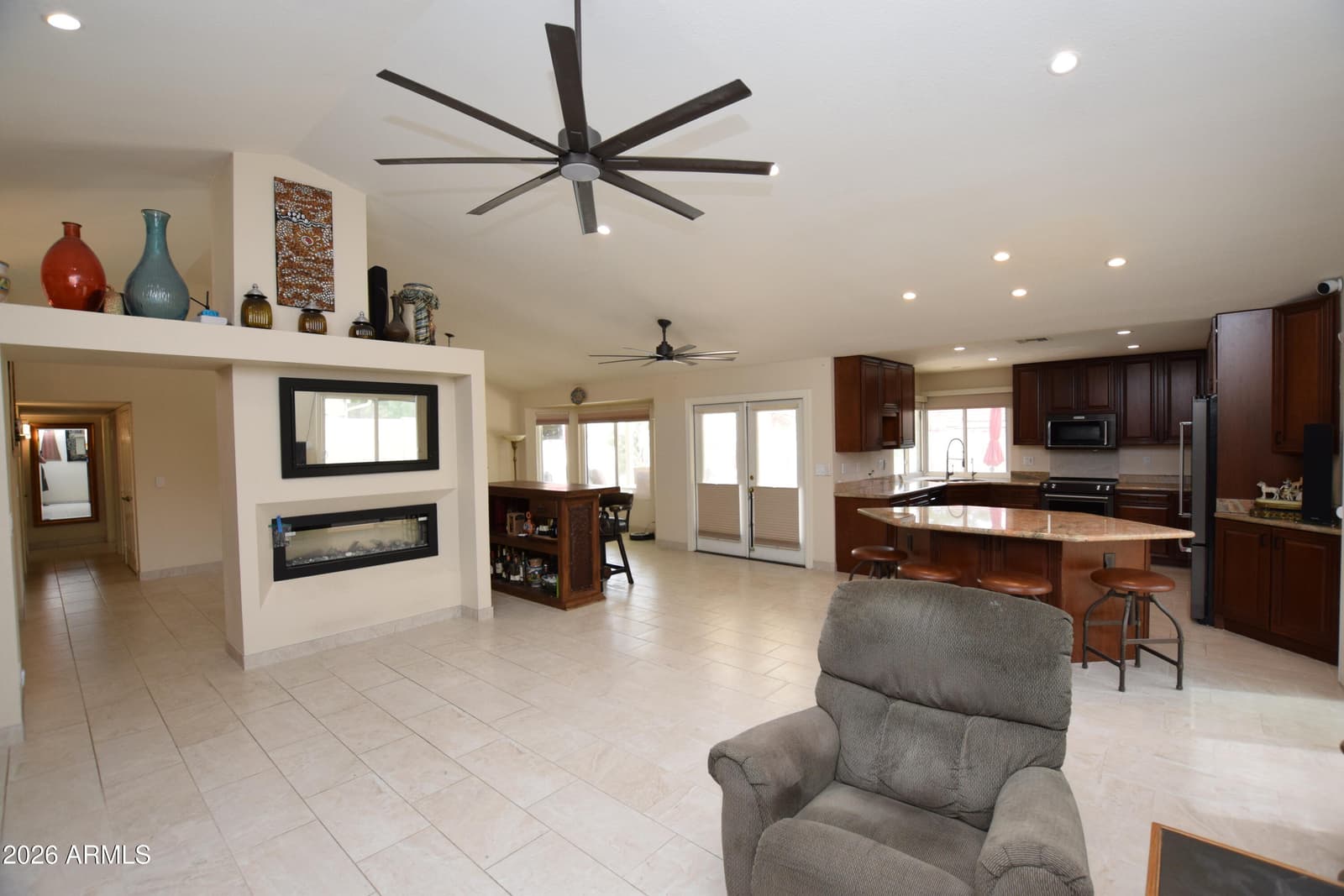 9015 E WINDROSE Drive, Scottsdale, AZ 85260 — photo 5 of 32