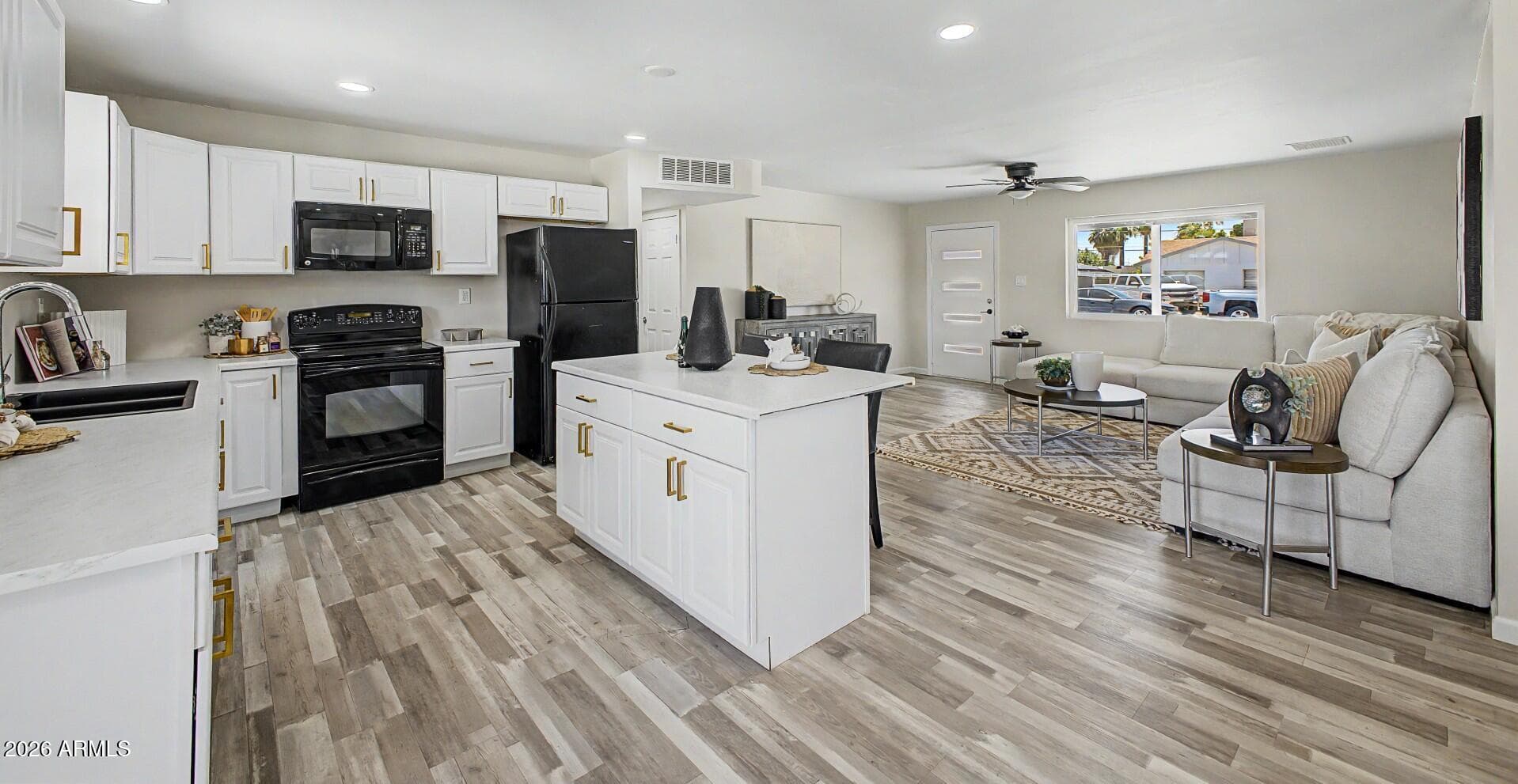 3626 W ELM Street, Phoenix, AZ 85019 — photo 13 of 29