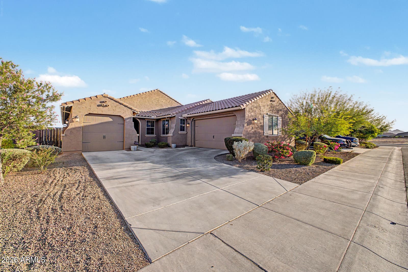 18399 W MOUNTAIN SKY Avenue, Goodyear, AZ 85338 — photo 2 of 46
