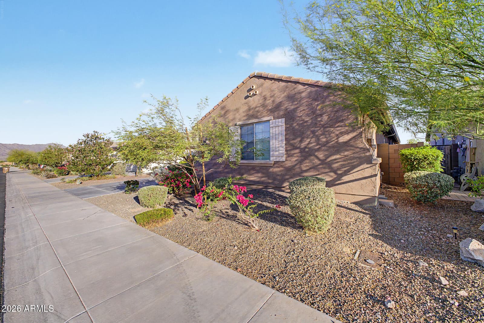 18399 W MOUNTAIN SKY Avenue, Goodyear, AZ 85338 — photo 3 of 46