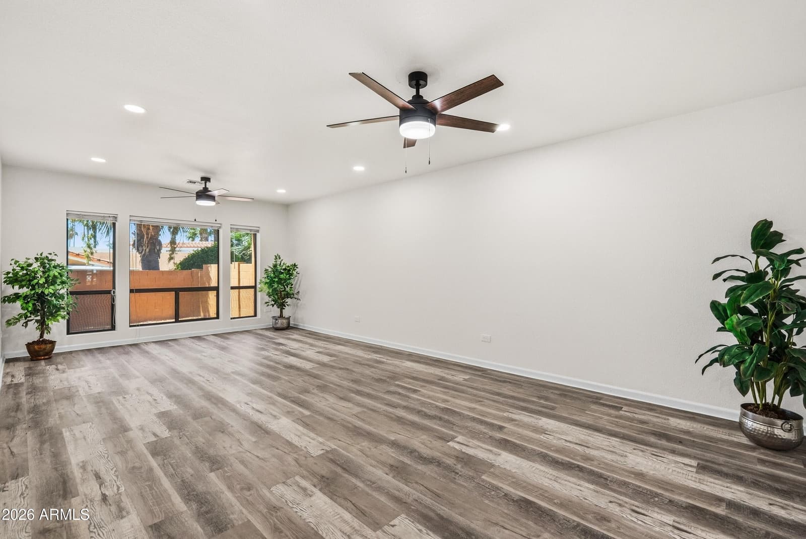 1019 E DESERT COVE Avenue, Phoenix, AZ 85020 — photo 13 of 45