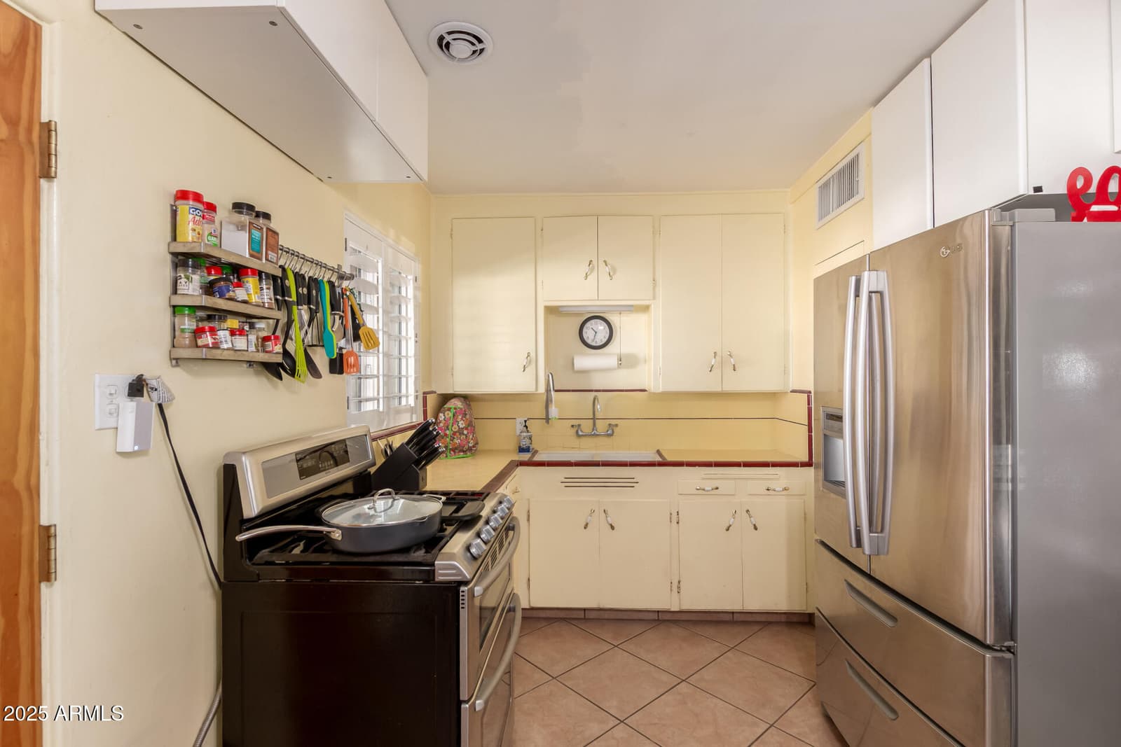 3528 E SHERIDAN Street, Phoenix, AZ 85008 — photo 18 of 43