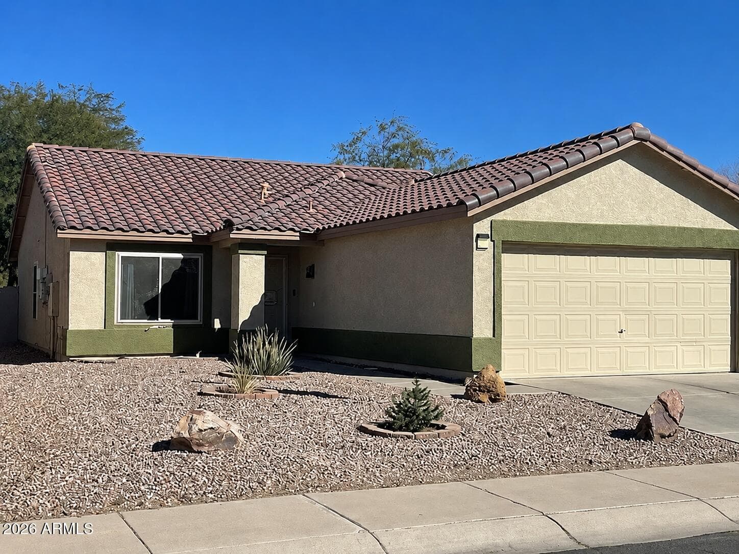 608 W KINGMAN Loop, Casa Grande, AZ 85122 — photo 1 of 1