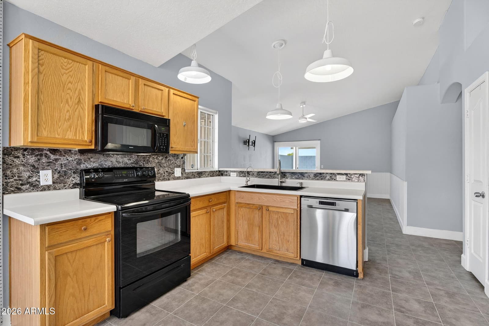 8845 E DES MOINES Street, Mesa, AZ 85207 — photo 13 of 40