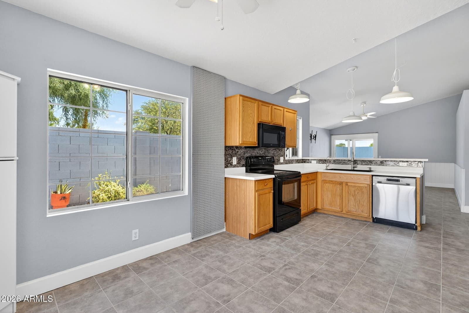 8845 E DES MOINES Street, Mesa, AZ 85207 — photo 17 of 40