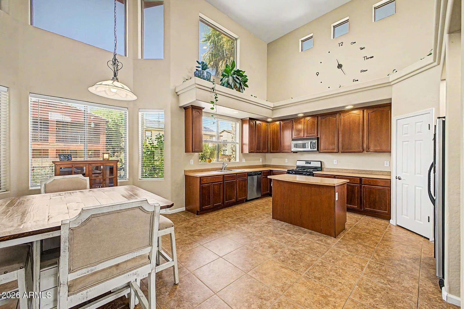 15792 W DESERT MIRAGE Drive, Surprise, AZ 85379 — photo 9 of 27