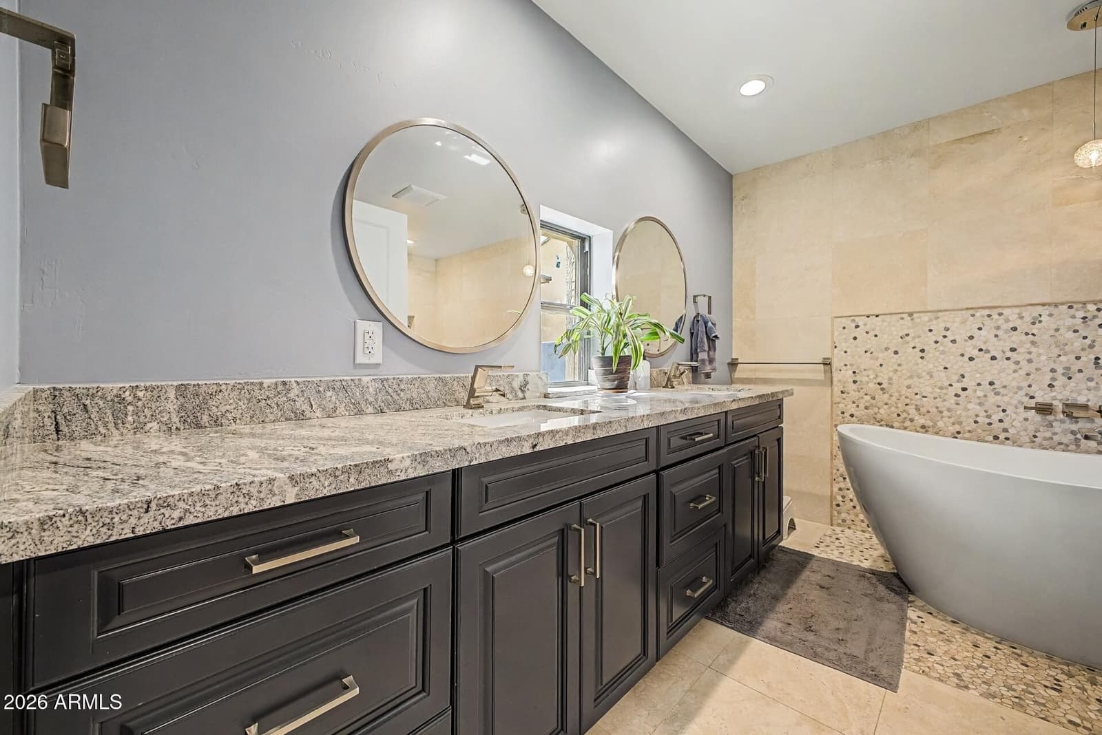 14350 N MEDINAN Drive, Phoenix, AZ 85022 — photo 13 of 36