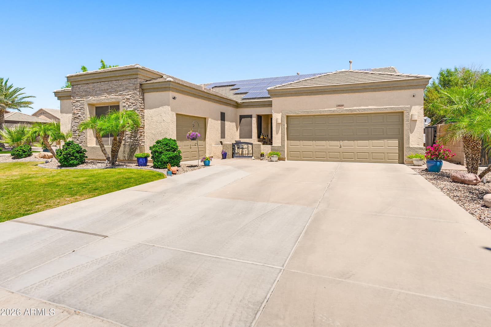 9444 W MELINDA Lane, Peoria, AZ 85382 — photo 14 of 81
