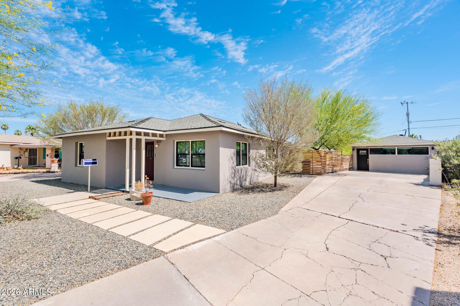 3031 N 17TH Drive, Phoenix, AZ 85015 — photo 4 of 47