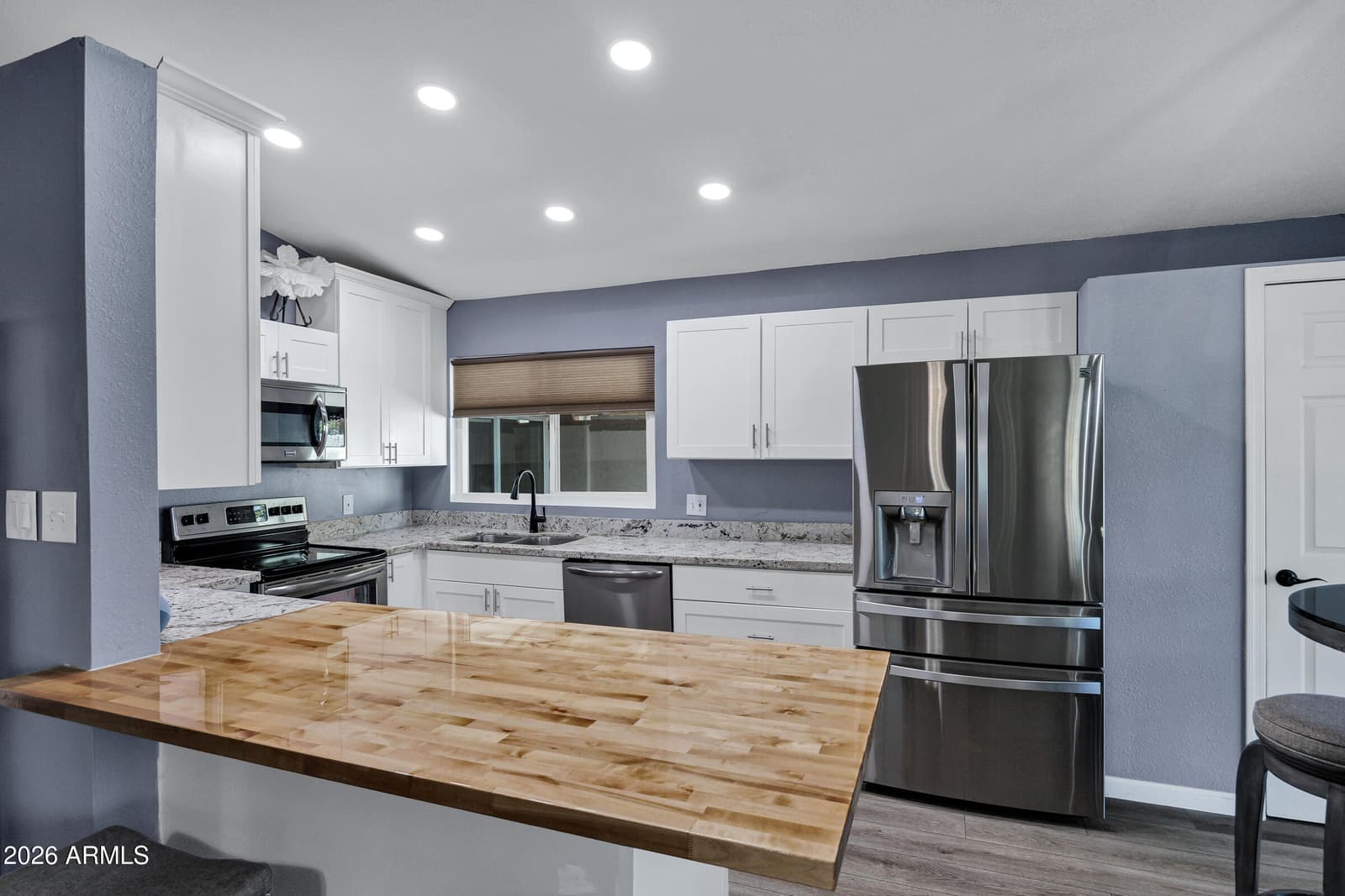 4319 E CONTESSA Street, Mesa, AZ 85205 — photo 9 of 19