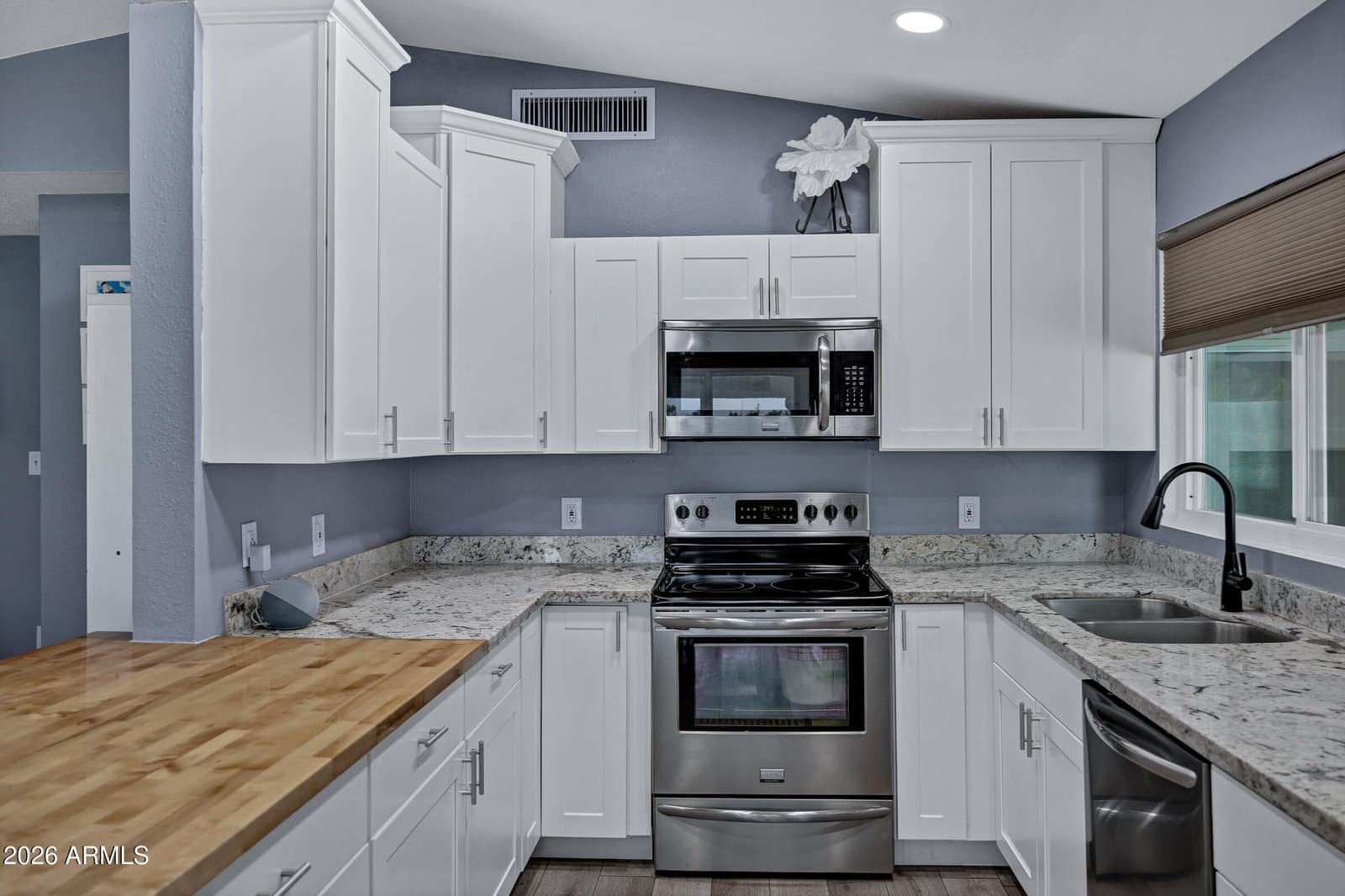 4319 E CONTESSA Street, Mesa, AZ 85205 — photo 10 of 19