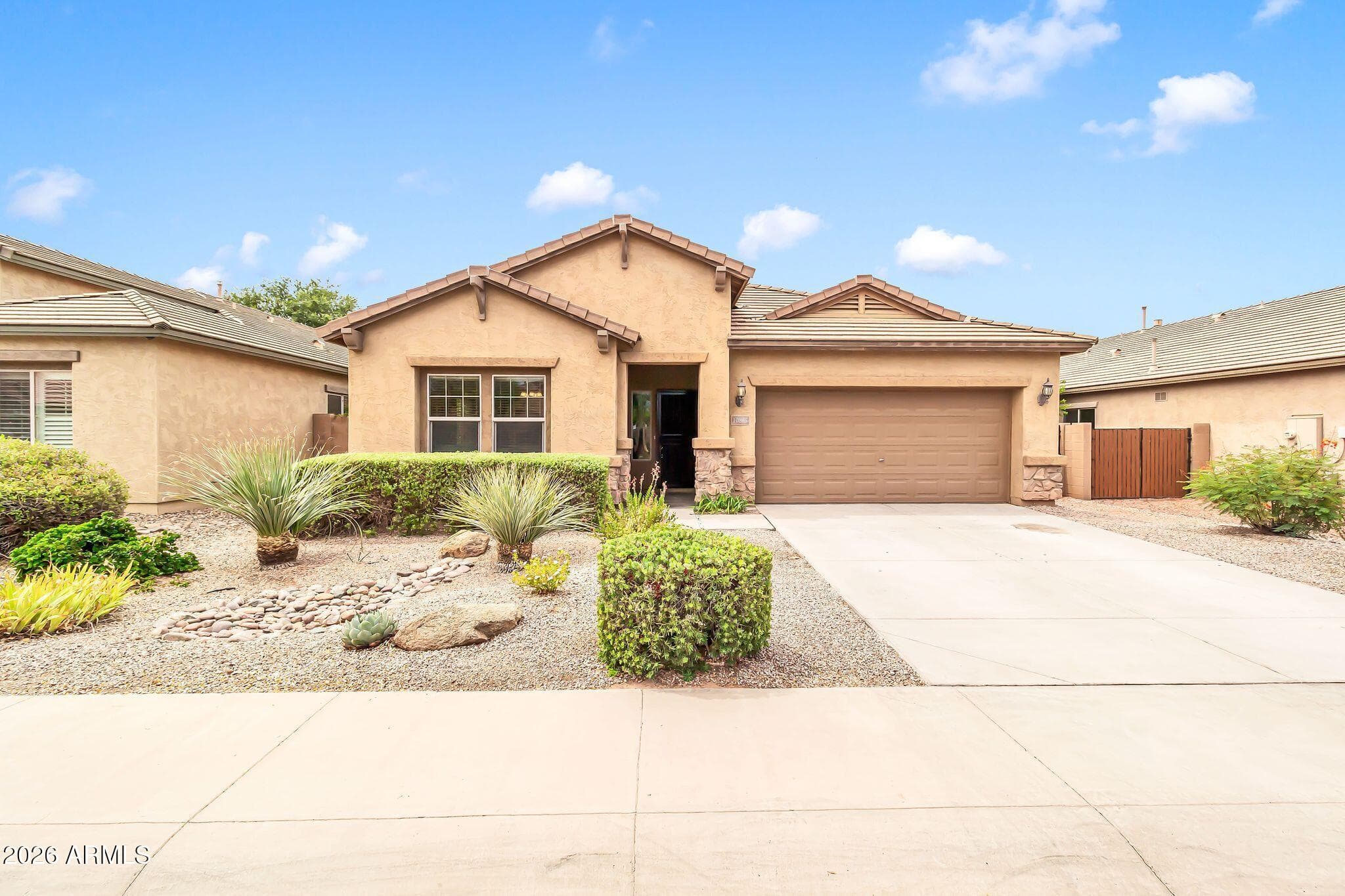 10865 E SENTIERO Avenue, Mesa, AZ 85212 — photo 2 of 54