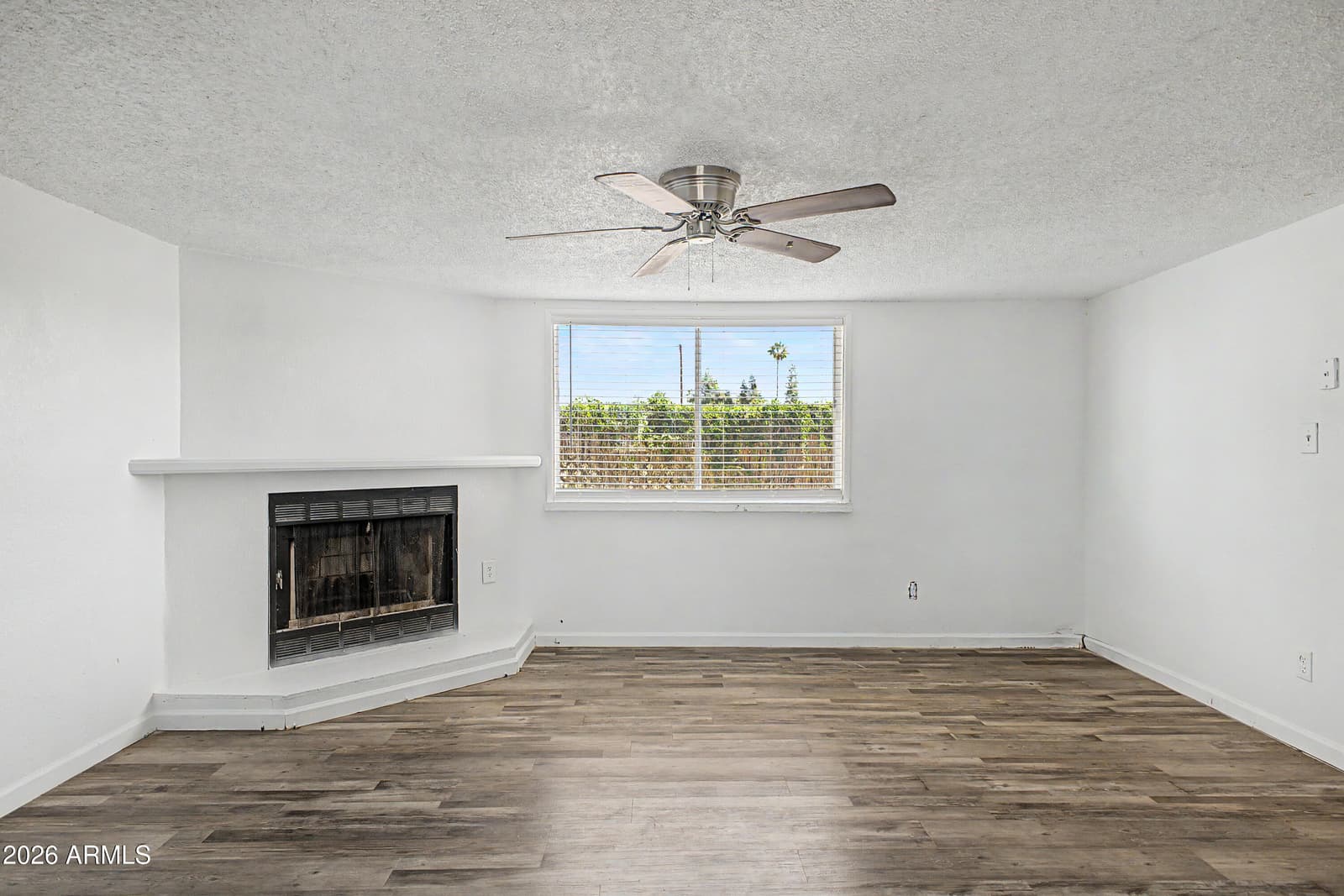 5438 E ALDER Avenue, Mesa, AZ 85206 — photo 12 of 29