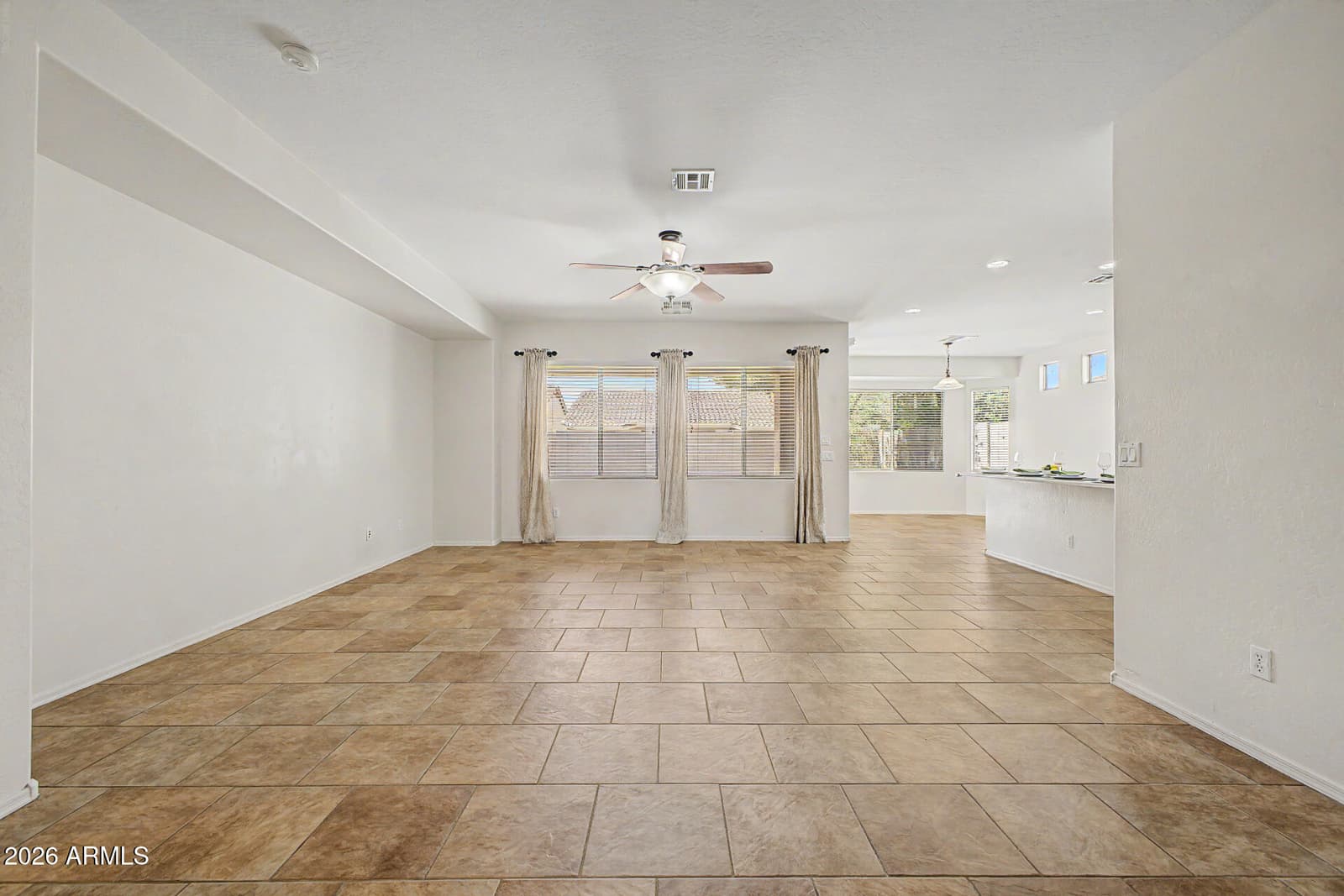 2124 W RED BIRD Road, Phoenix, AZ 85085 — photo 5 of 29