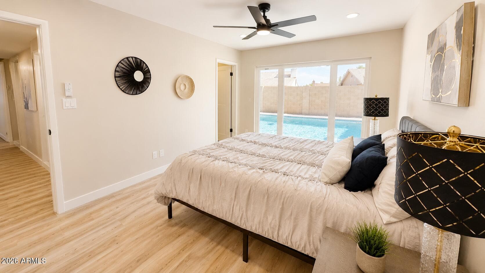 4617 W ECHO Lane, Glendale, AZ 85302 — photo 10 of 24