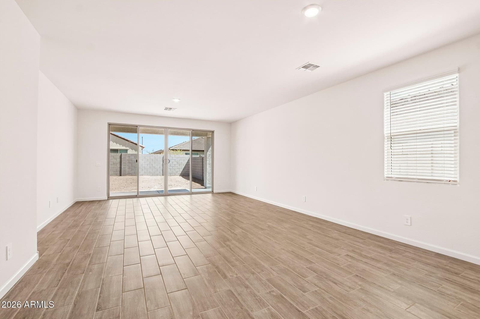 18252 W AVENIDA DEL SOL, Surprise, AZ 85387 — photo 5 of 45