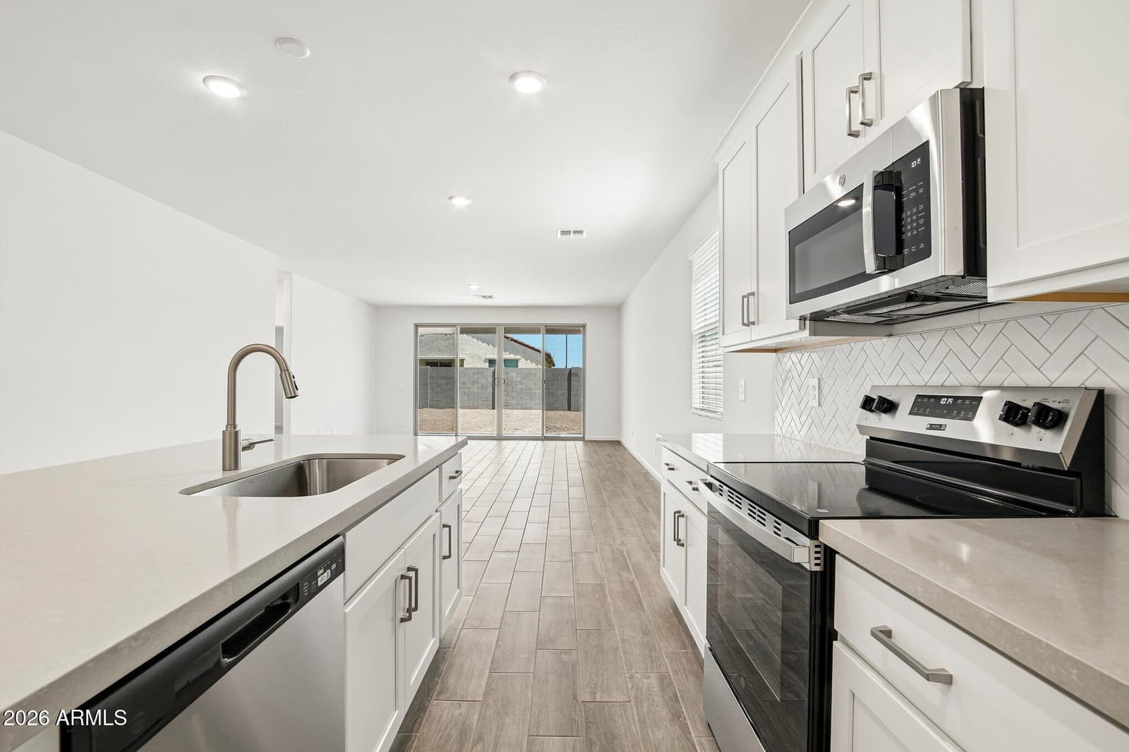 18252 W AVENIDA DEL SOL, Surprise, AZ 85387 — photo 13 of 45
