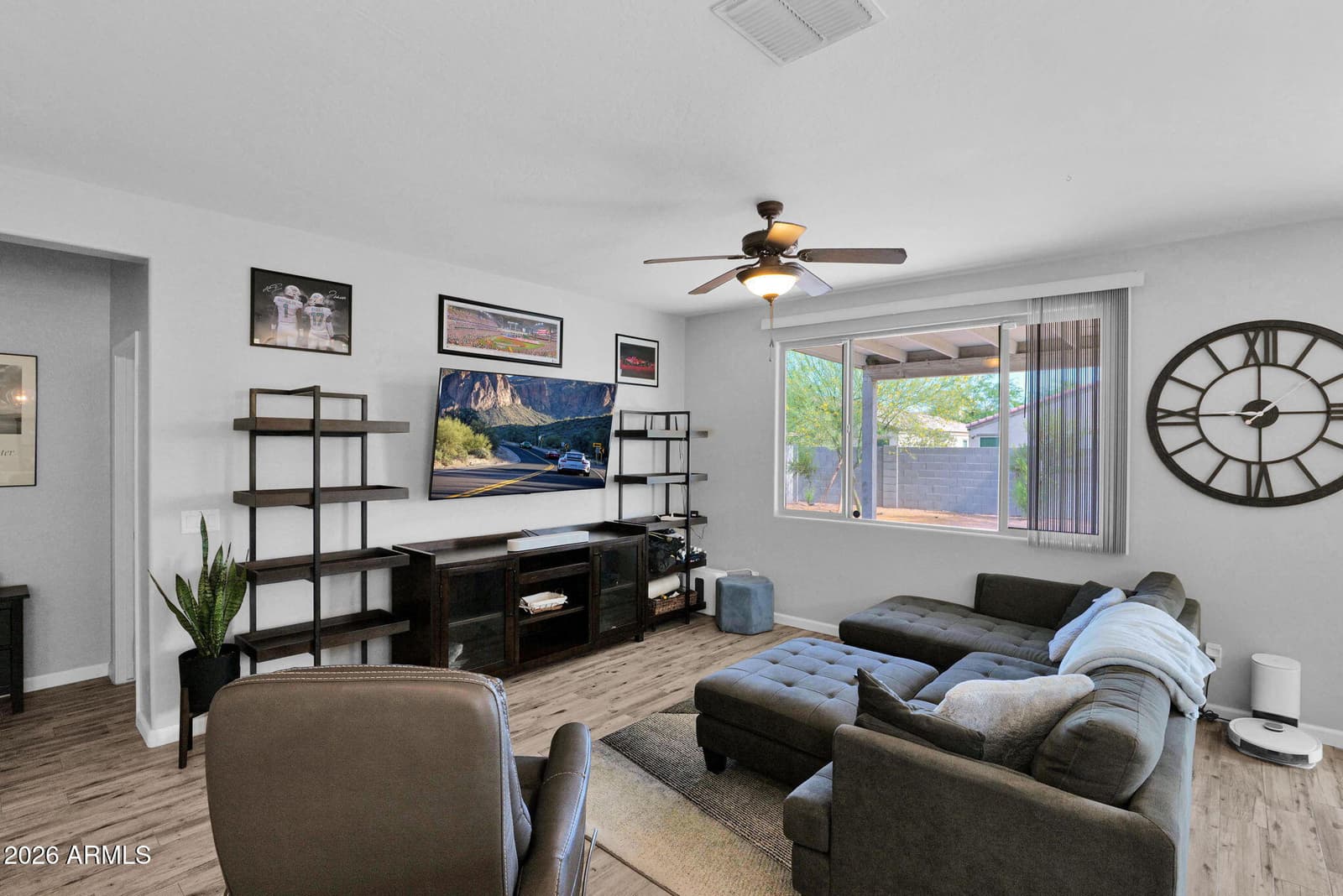 1818 E GROVE Street, Phoenix, AZ 85040 — photo 4 of 32