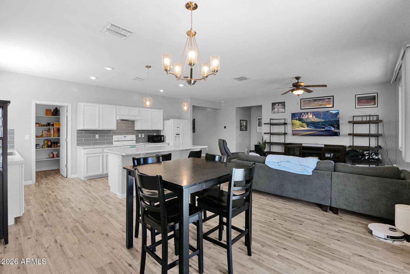 1818 E GROVE Street, Phoenix, AZ 85040 — photo 13 of 32