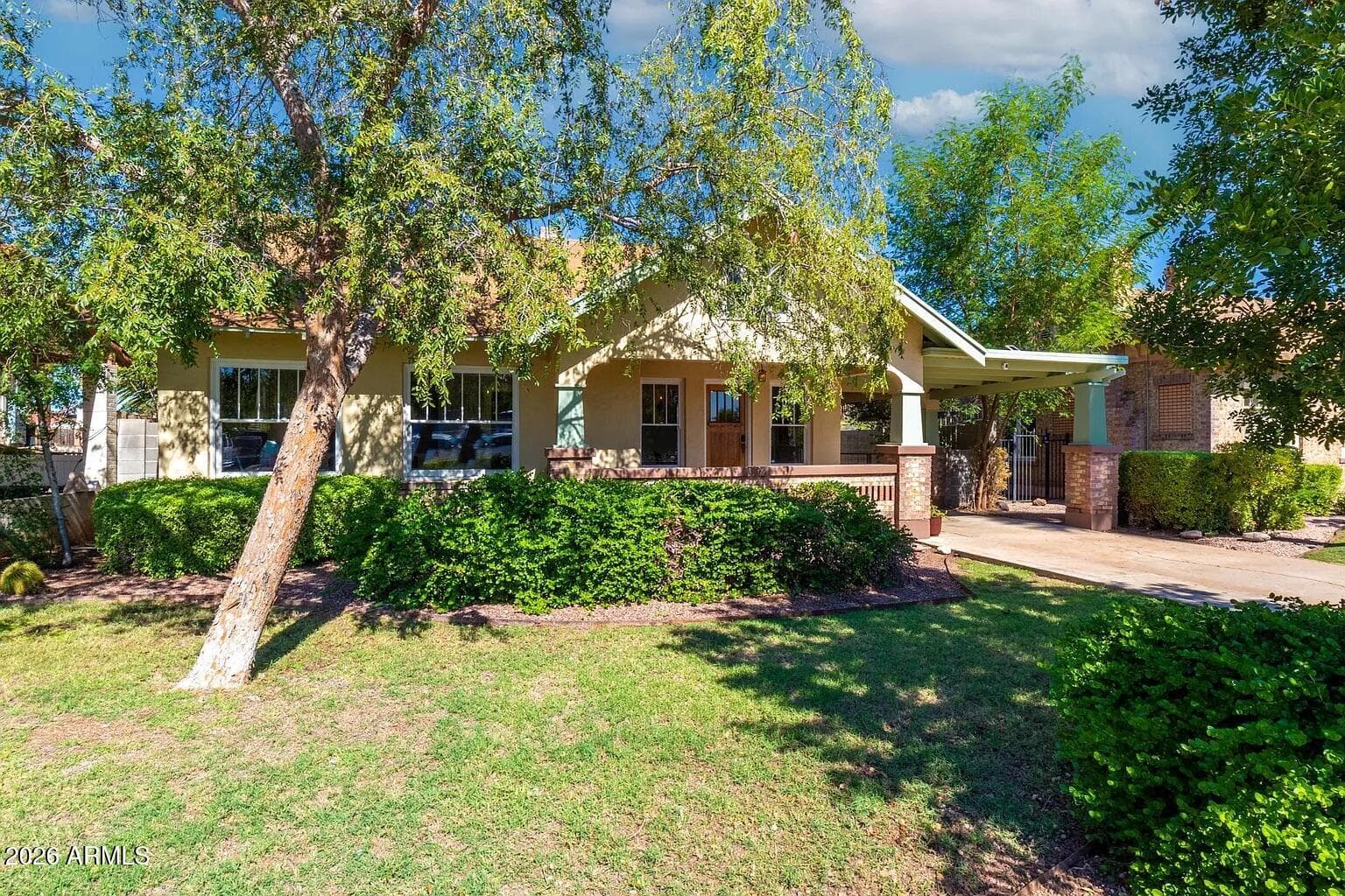 922 W Roosevelt Street, Phoenix, AZ 85007 — photo 2 of 19