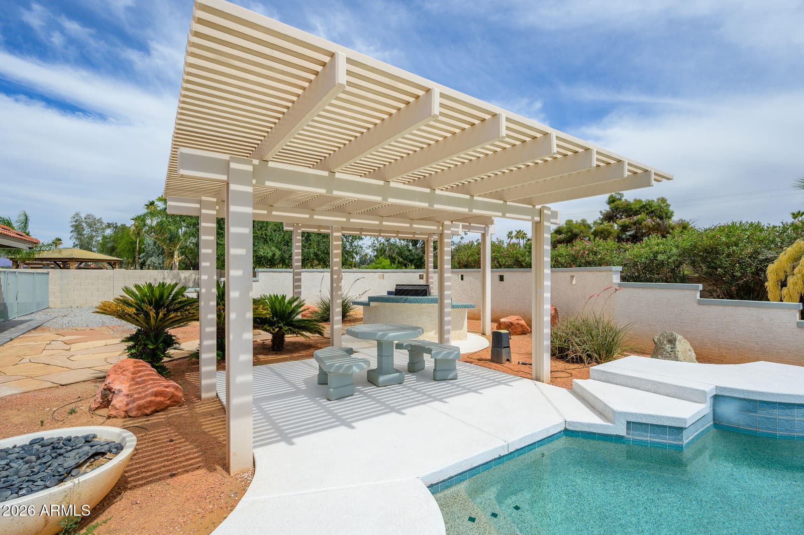 7811 E CHARTER OAK Road, Scottsdale, AZ 85260 — photo 2 of 61