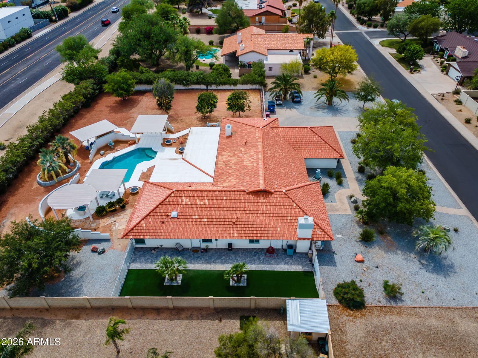 7811 E CHARTER OAK Road, Scottsdale, AZ 85260 — photo 27 of 61