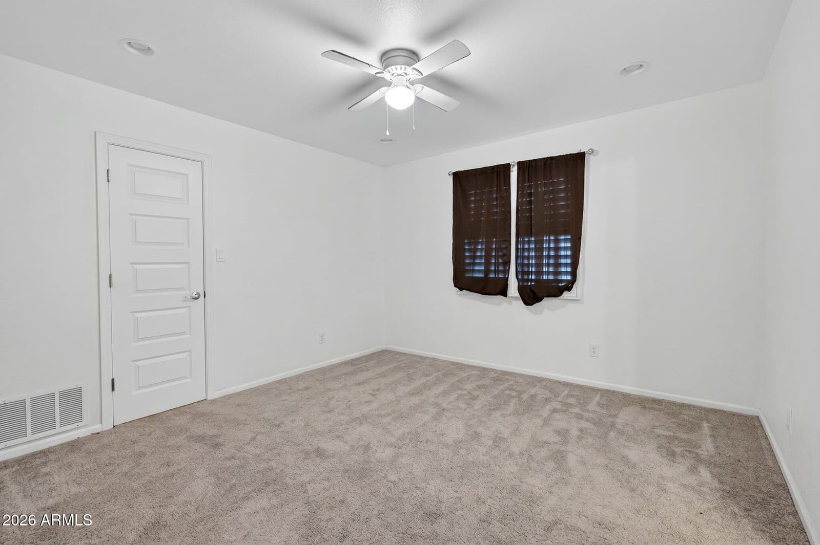 7811 E CHARTER OAK Road, Scottsdale, AZ 85260 — photo 41 of 61