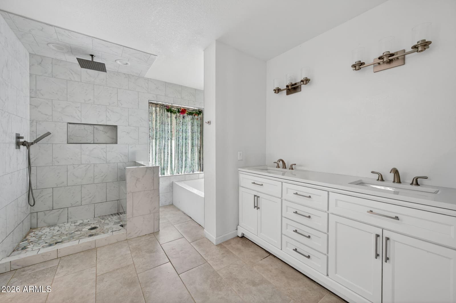 7811 E CHARTER OAK Road, Scottsdale, AZ 85260 — photo 45 of 61