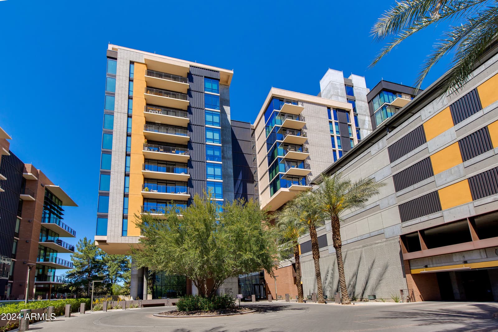 200 W PORTLAND Street 511, Phoenix, AZ 85003 — photo 2 of 21