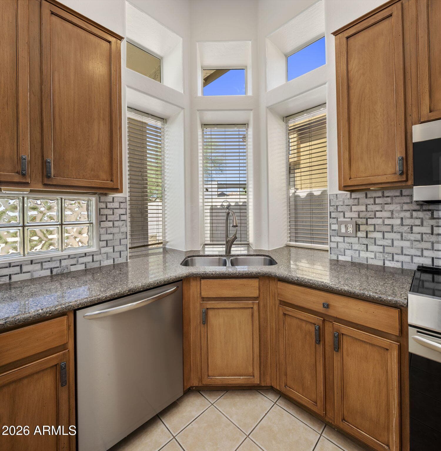 4220 E DESERT MARIGOLD Drive, Cave Creek, AZ 85331 — photo 17 of 32