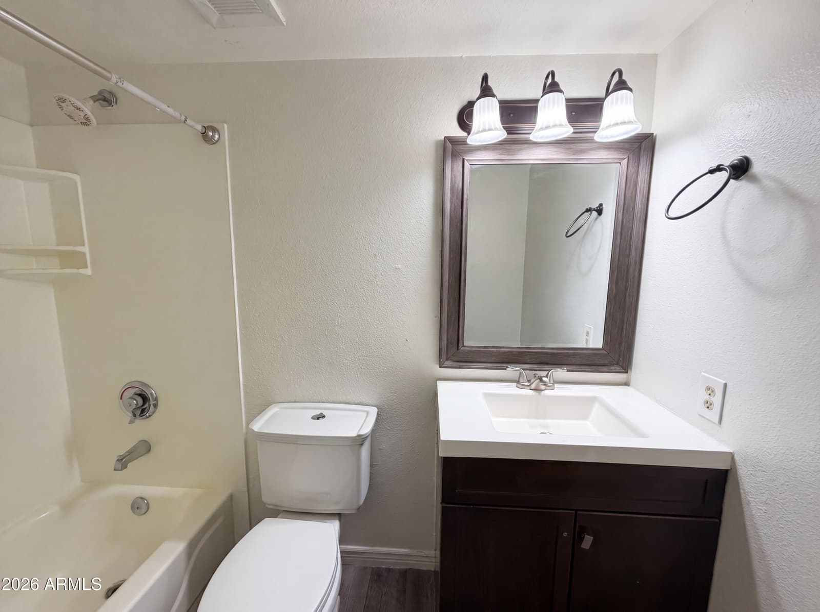 8446 N 34TH Drive, Phoenix, AZ 85051 — photo 9 of 16