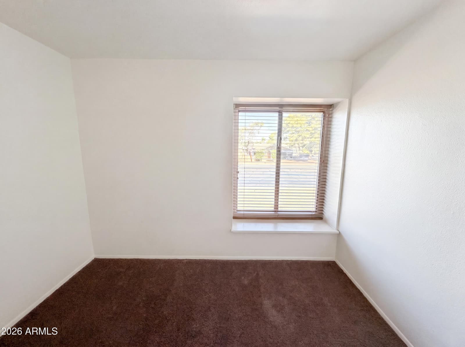 8446 N 34TH Drive, Phoenix, AZ 85051 — photo 12 of 16