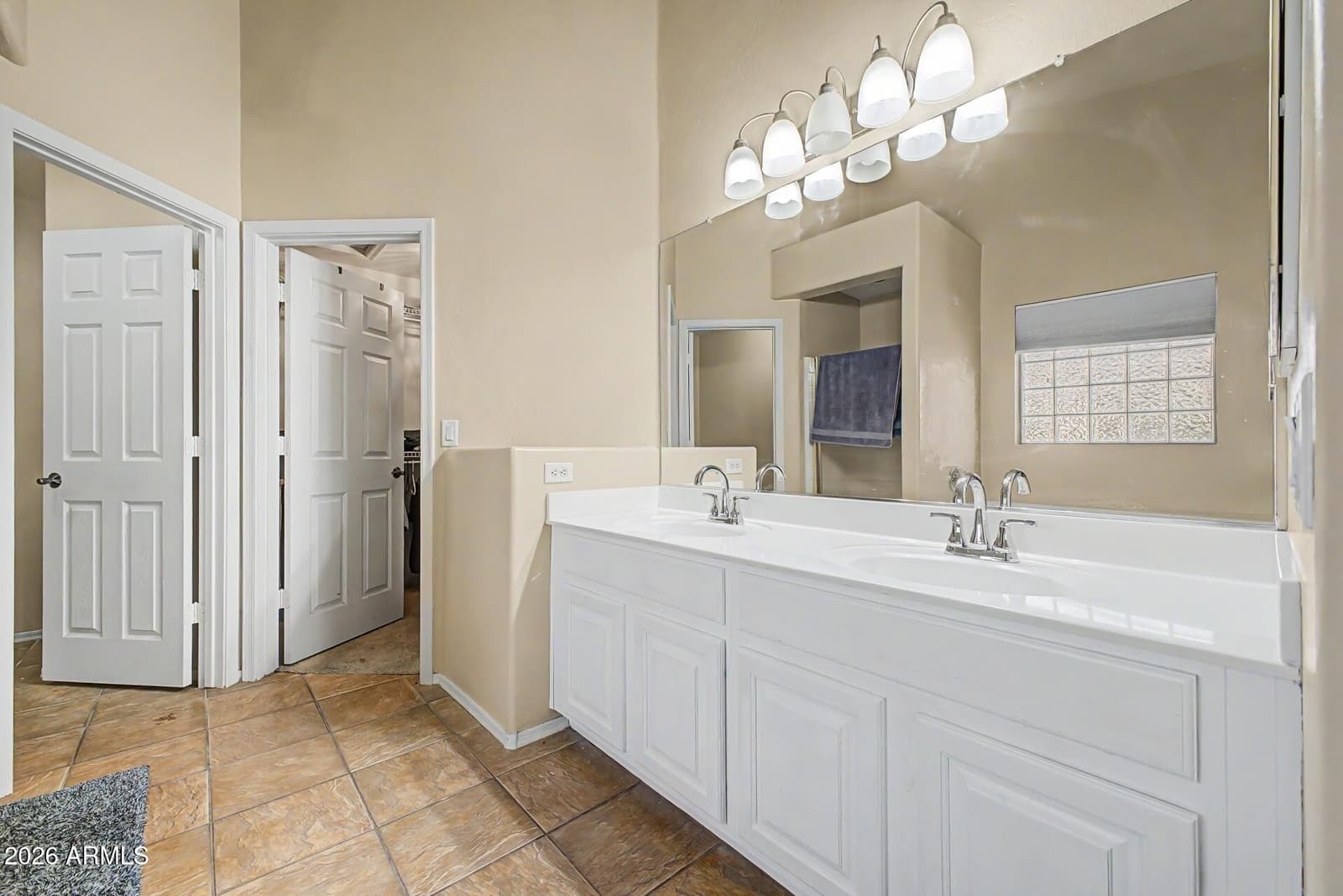 8365 W BERRIDGE Lane, Glendale, AZ 85305 — photo 17 of 28