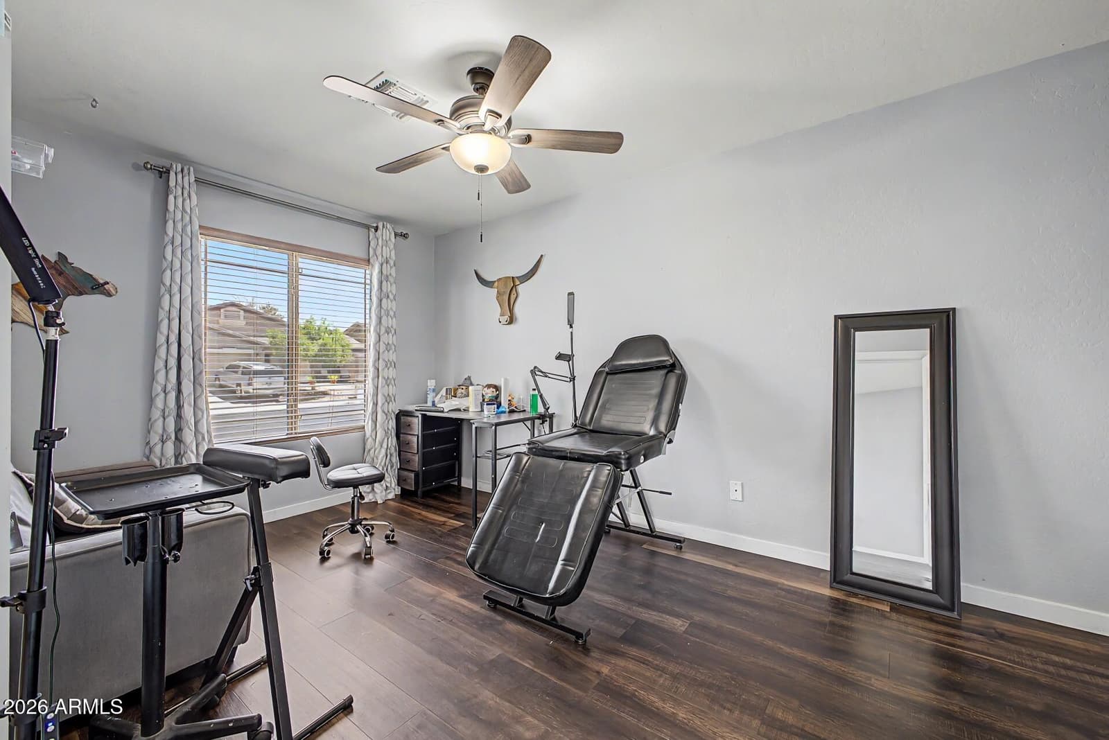 8365 W BERRIDGE Lane, Glendale, AZ 85305 — photo 22 of 28