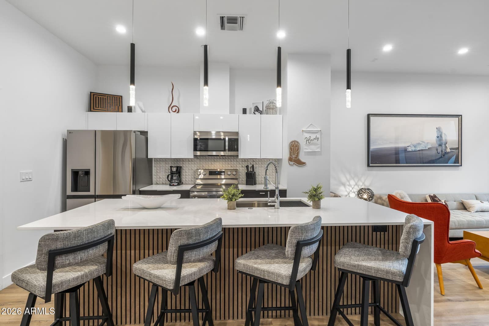 4220 N 32ND Street 32, Phoenix, AZ 85018 — photo 2 of 52