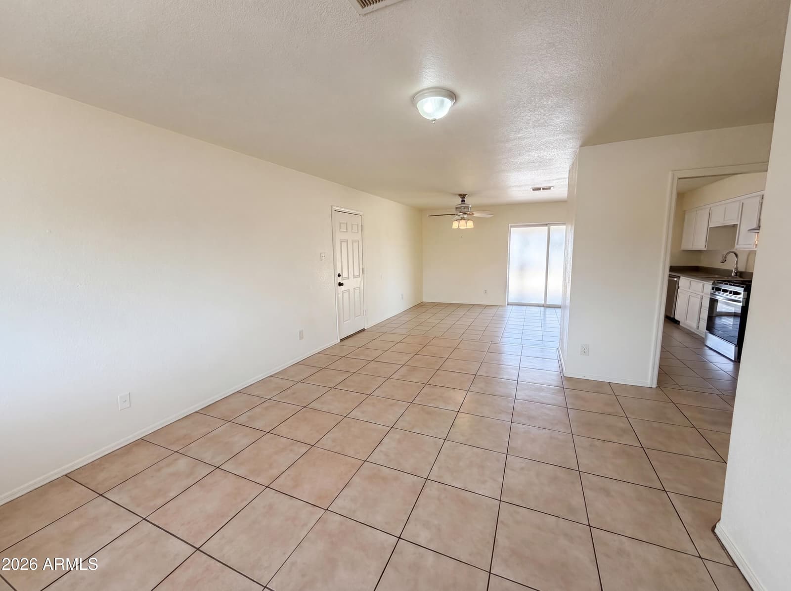4636 N 67TH Avenue, Phoenix, AZ 85033 — photo 6 of 19