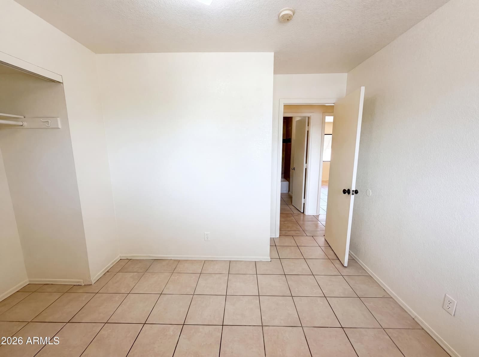 4636 N 67TH Avenue, Phoenix, AZ 85033 — photo 9 of 19