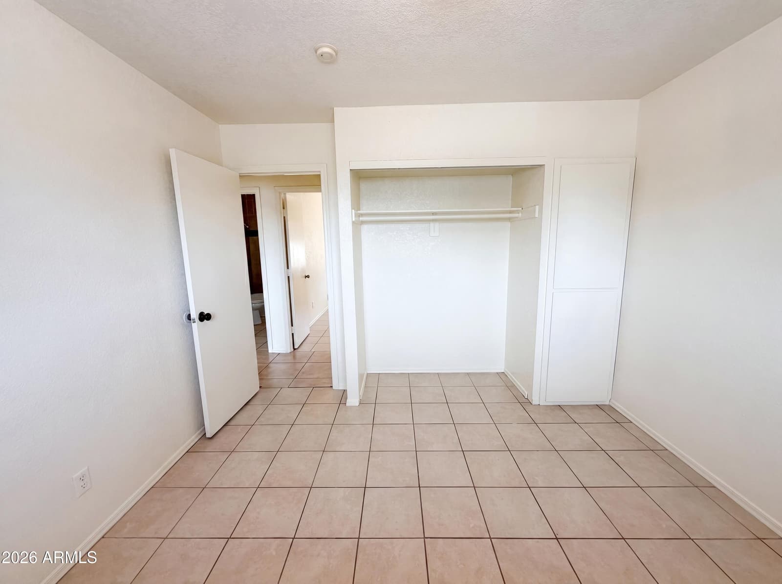 4636 N 67TH Avenue, Phoenix, AZ 85033 — photo 12 of 19