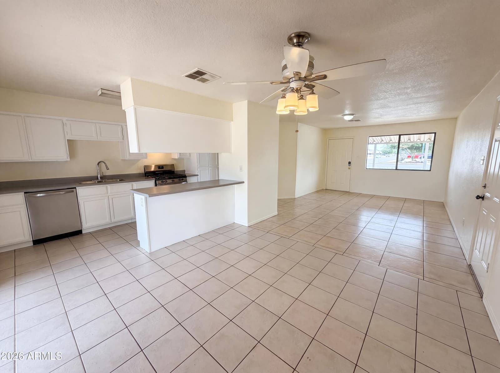 4636 N 67TH Avenue, Phoenix, AZ 85033 — photo 13 of 19