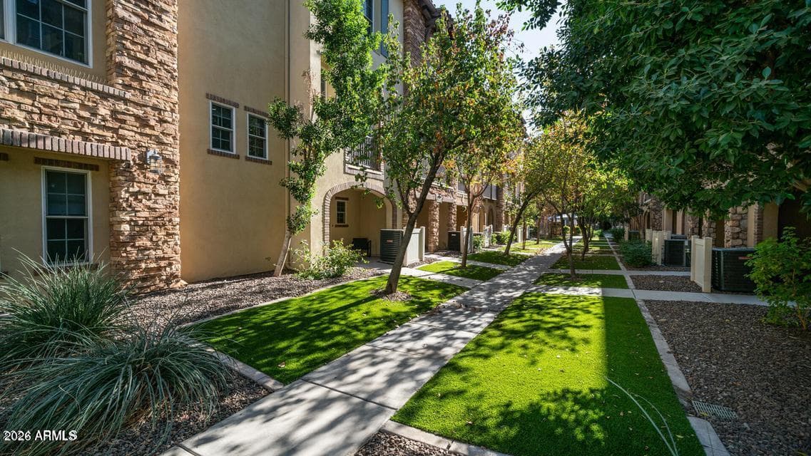 4413 N 24TH Place, Phoenix, AZ 85016 — photo 4 of 28
