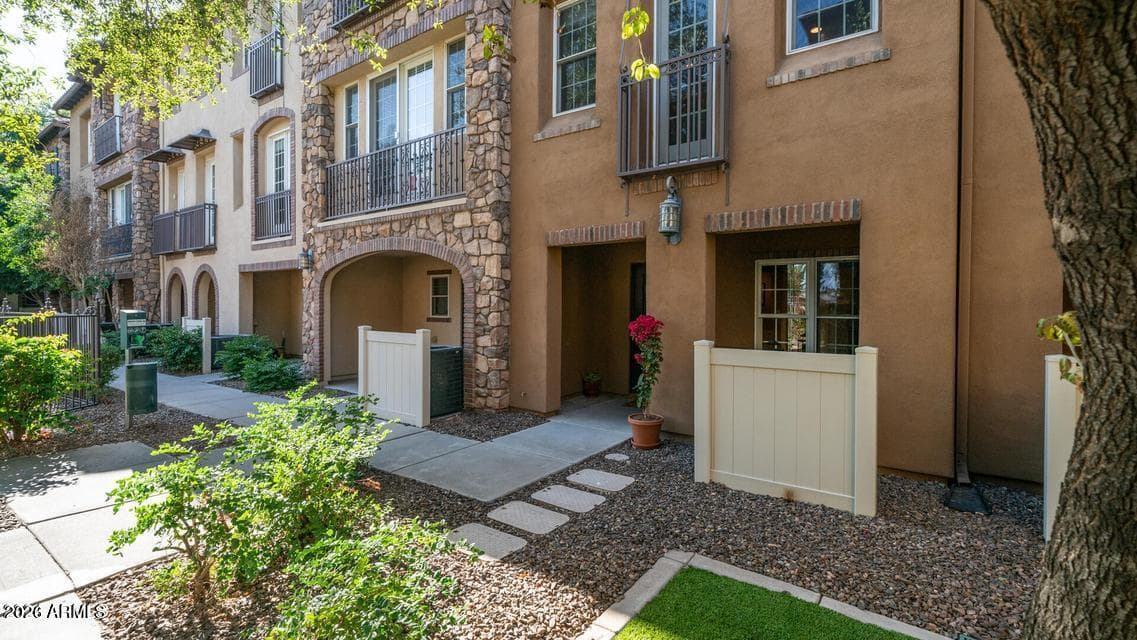 4413 N 24TH Place, Phoenix, AZ 85016 — photo 9 of 28