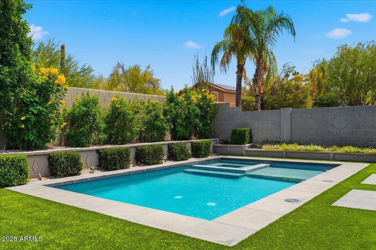 7548 E SANTA CATALINA Drive, Scottsdale, AZ 85255 — photo 6 of 44