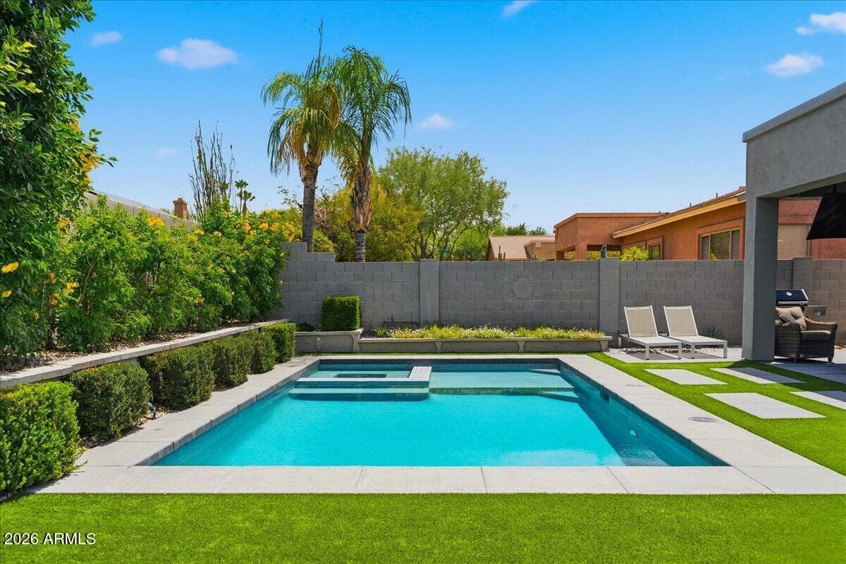 7548 E SANTA CATALINA Drive, Scottsdale, AZ 85255 — photo 5 of 44